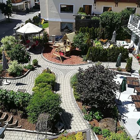 Hotel Garni Romantika Serfaus Esterno foto